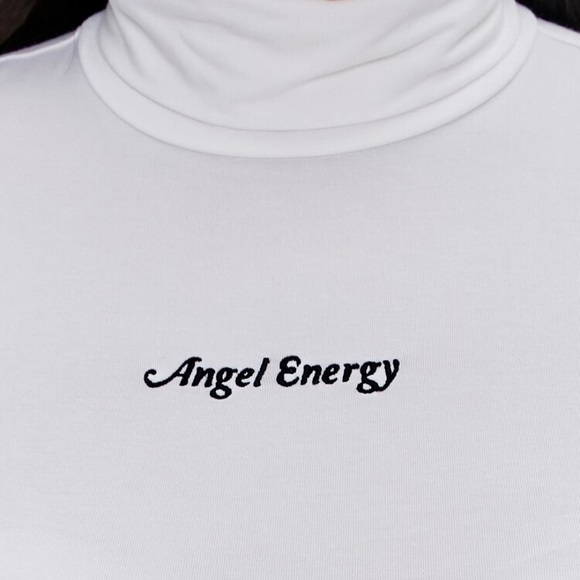 Forever 21 Angel Energy Turtleneck Plus Size - Picture 6 of 8
